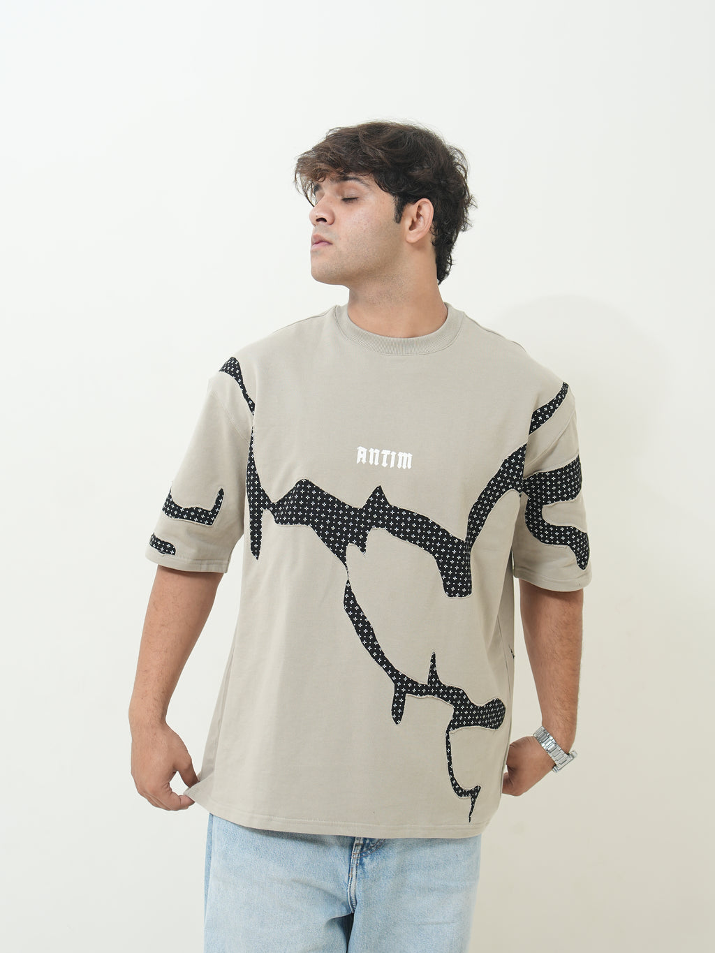 Antim Abstract Pattern Oversized Tee