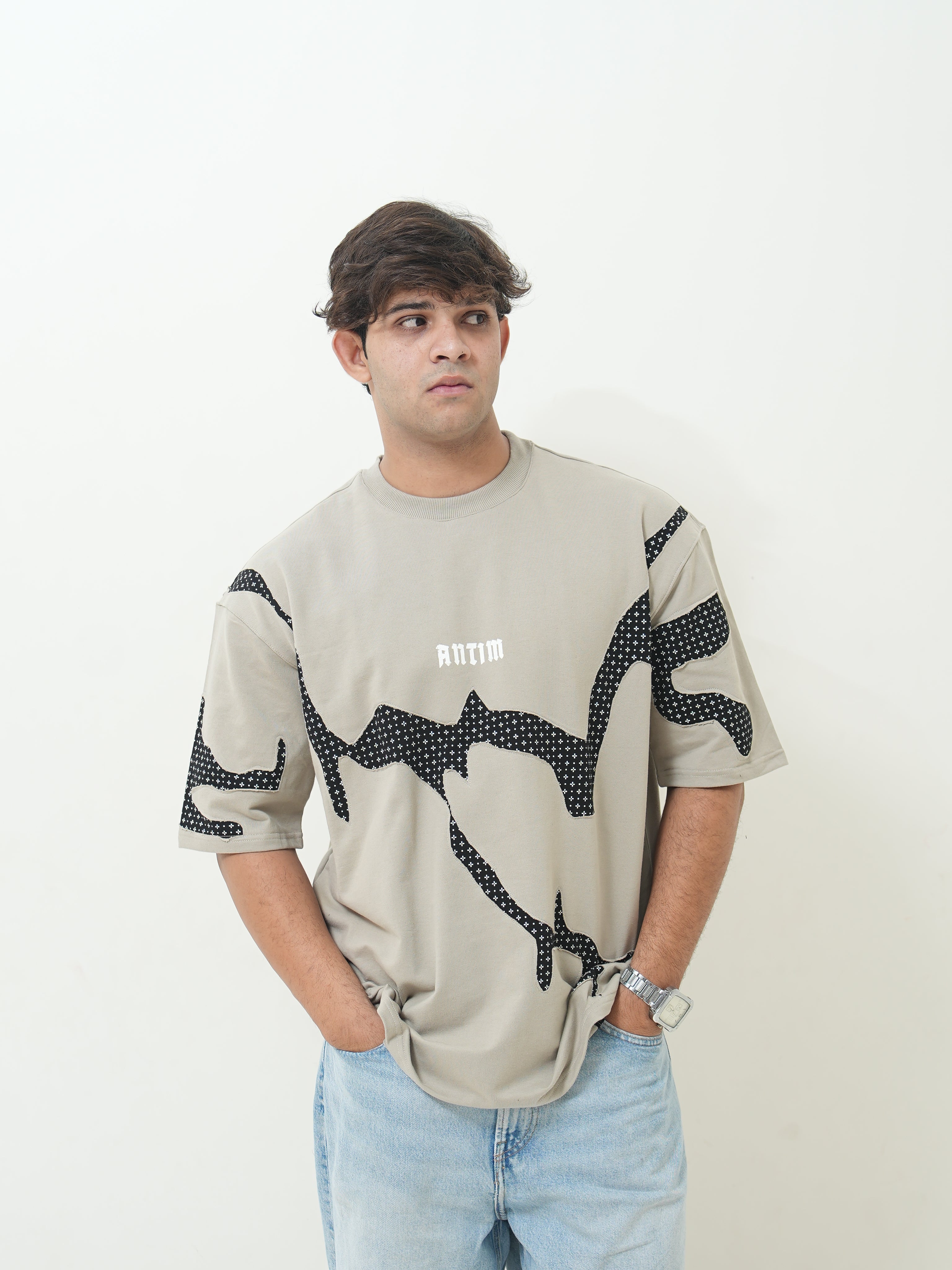 Antim Abstract Pattern Oversized Tee